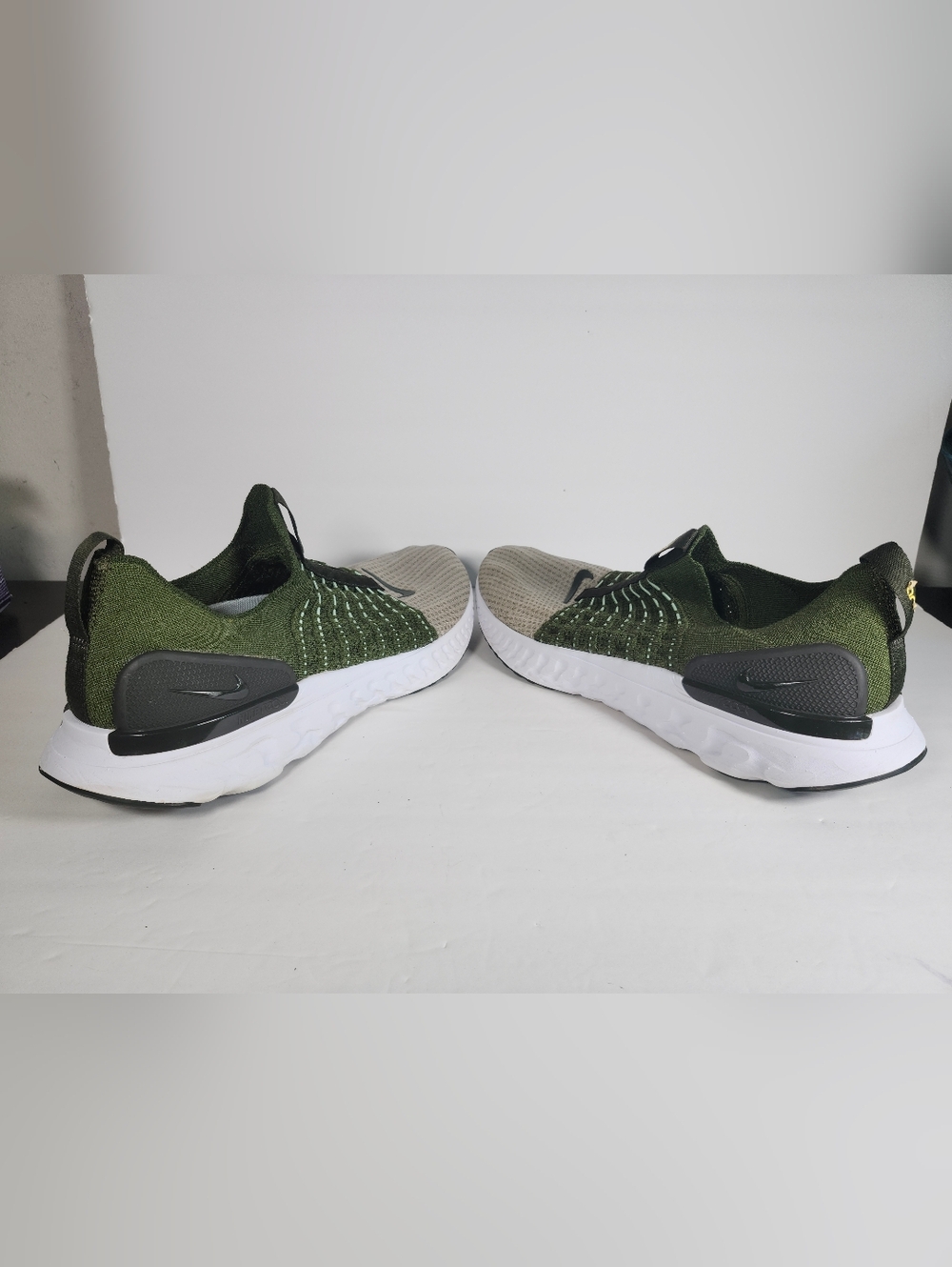 Nike React Phantom Olive Green Tan Run FlyKnit 2 Athletic Shoe Sneakers Men S 14 - Picture 6 of 10